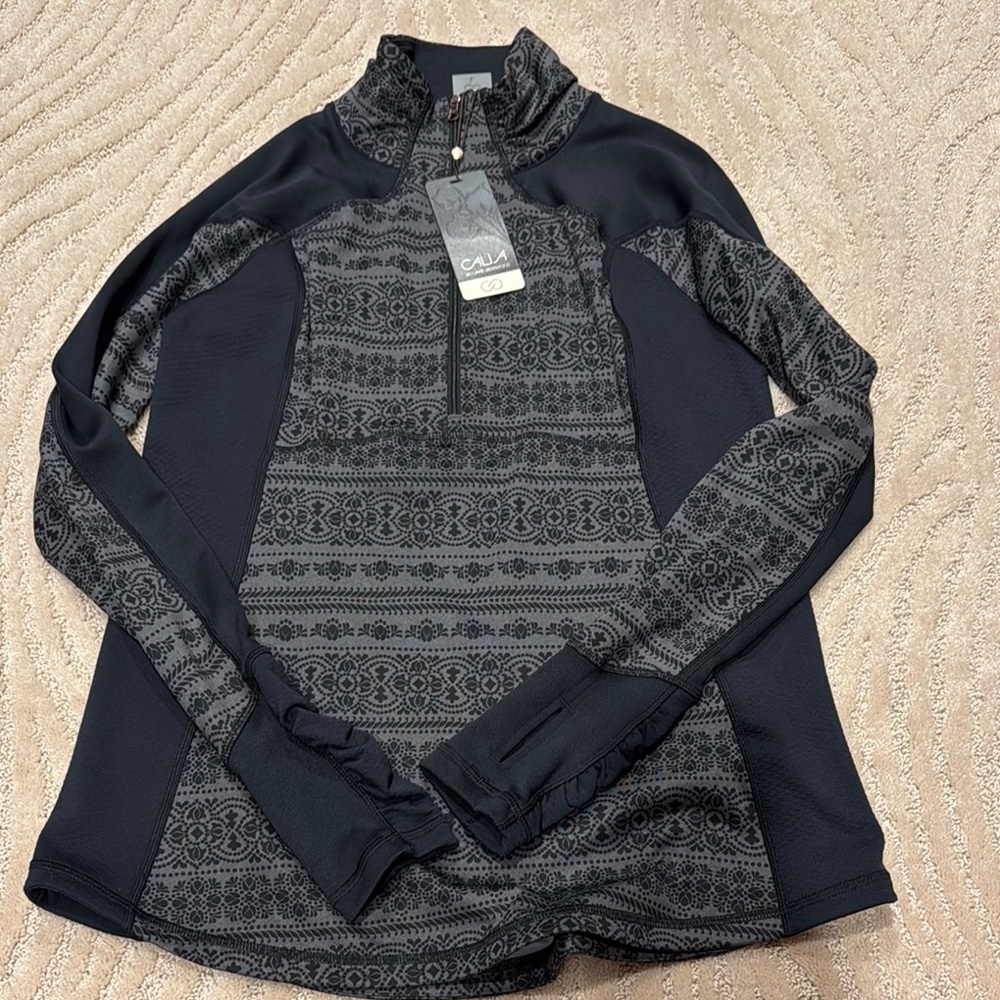 CALIA by Carrie Underwood Black and Gray Long Sleeve Tee